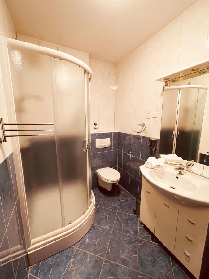 Apartments Stina Seget Vranjica Eksteriør billede